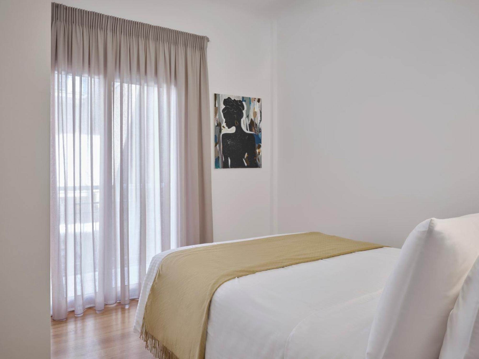 Sissini Spring Pearl 2bd Athens